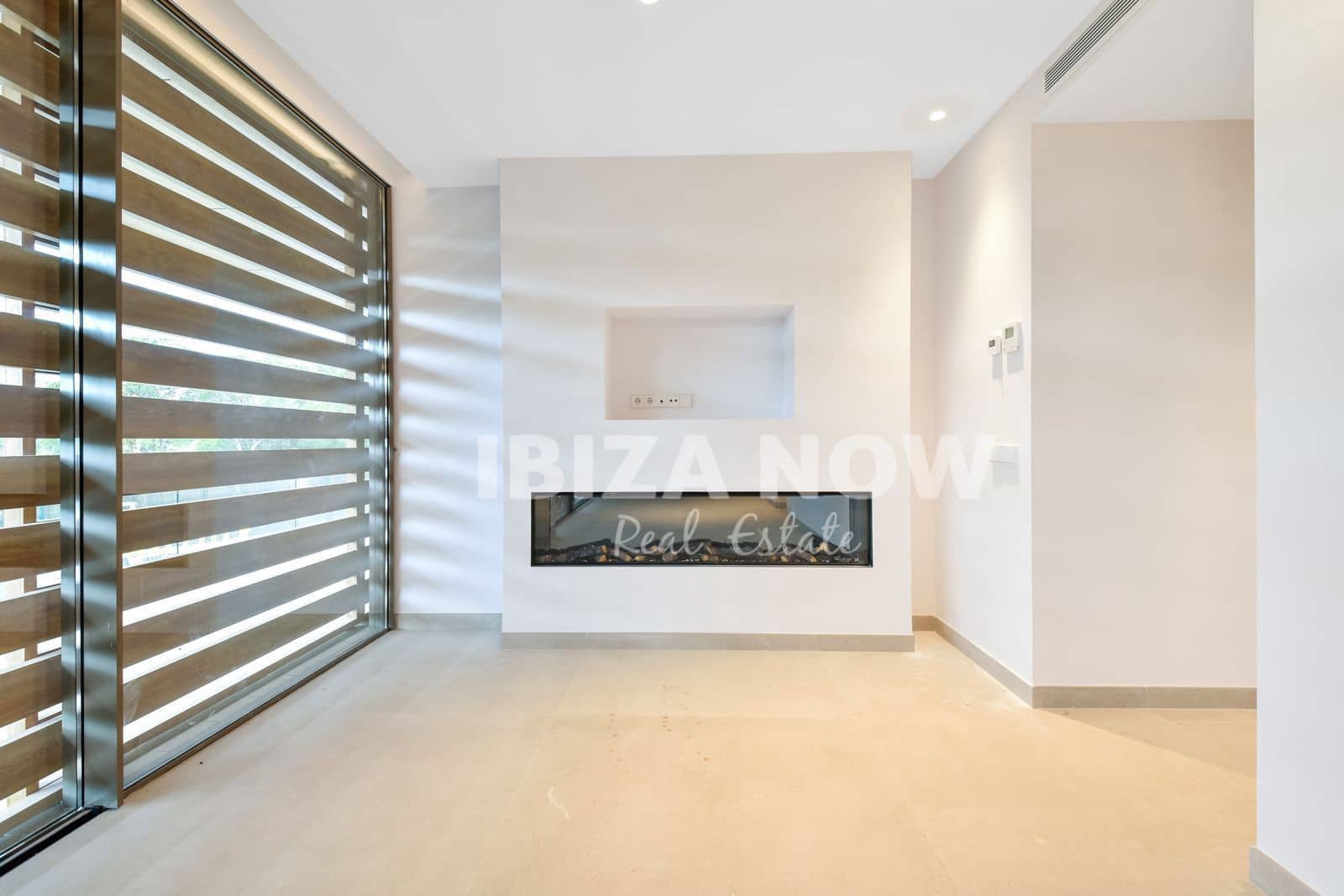 5 bedroom Villa for sale in Ibiza / Eivissa town with pool garage - € 5,700,000 (Ref: 9466299)