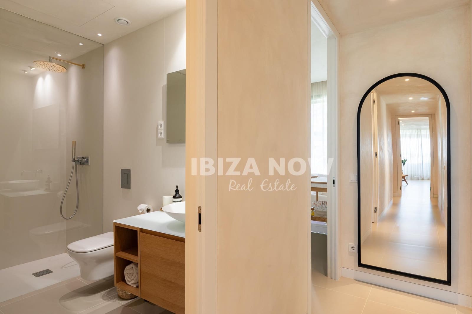 4 bedroom Apartment for sale in Ibiza / Eivissa town with garage - € 2,885,000 (Ref: 9467741)