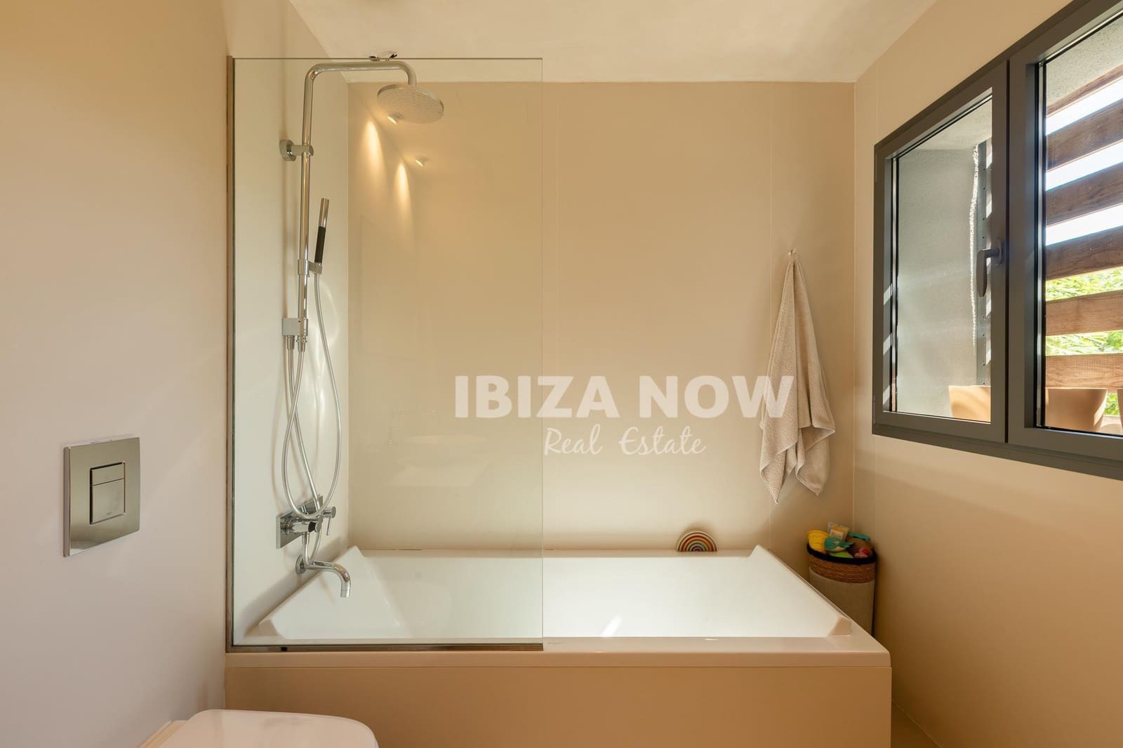 4 bedroom Apartment for sale in Ibiza / Eivissa town with garage - € 2,885,000 (Ref: 9467741)