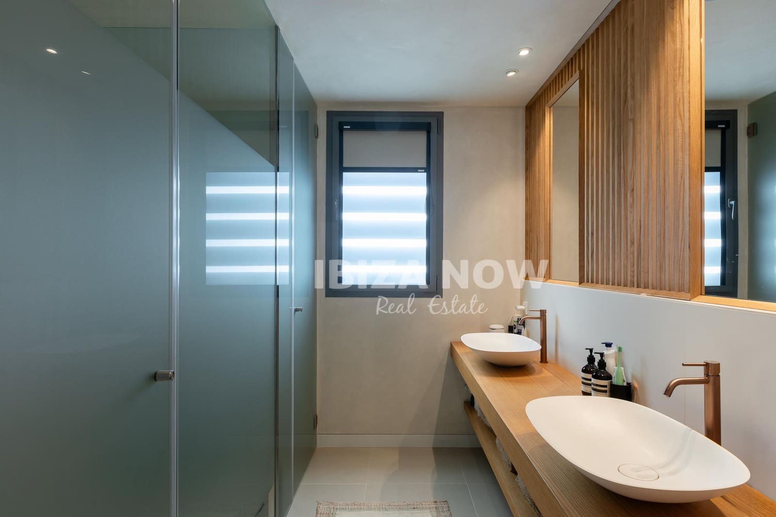 4 bedroom Apartment for sale in Ibiza / Eivissa town with garage - € 2,885,000 (Ref: 9467741)