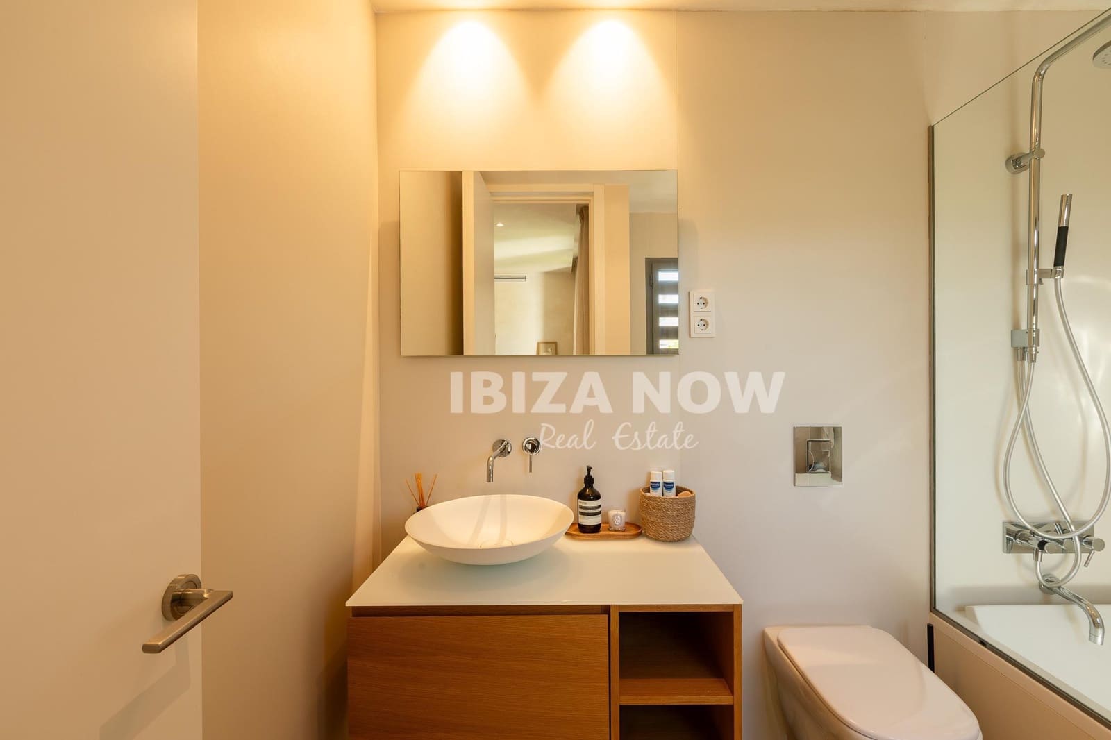 4 bedroom Apartment for sale in Ibiza / Eivissa town with garage - € 2,885,000 (Ref: 9467741)