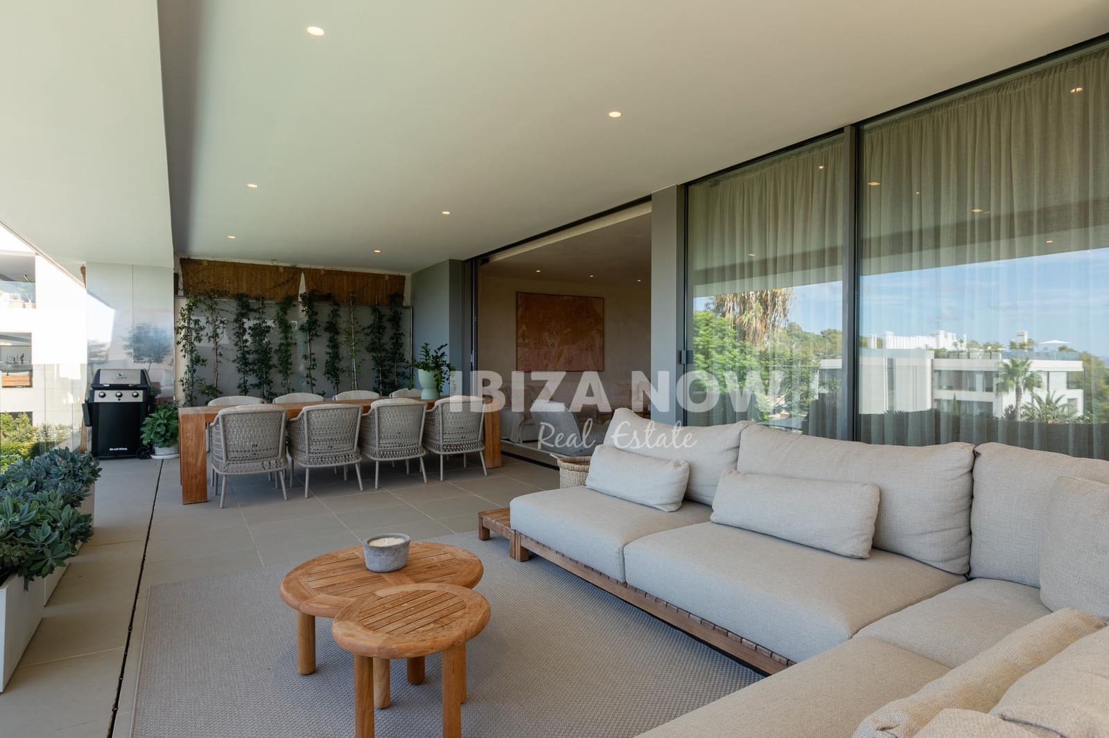 4 bedroom Apartment for sale in Ibiza / Eivissa town with garage - € 2,885,000 (Ref: 9467741)