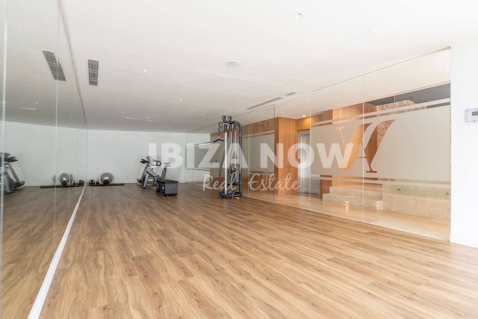 4 bedroom Apartment for sale in Ibiza / Eivissa town with garage - € 2,885,000 (Ref: 9467741)