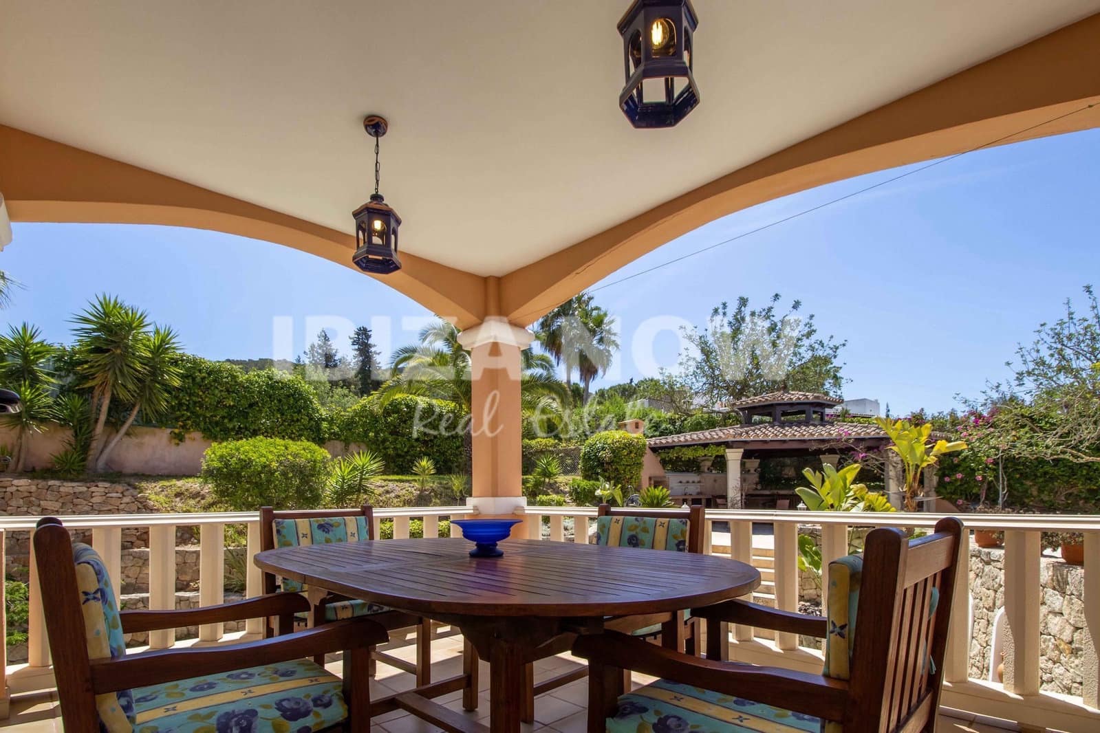 7 bedroom Villa for sale in Ibiza / Eivissa town with pool garage - € 3,960,000 (Ref: 9467743)