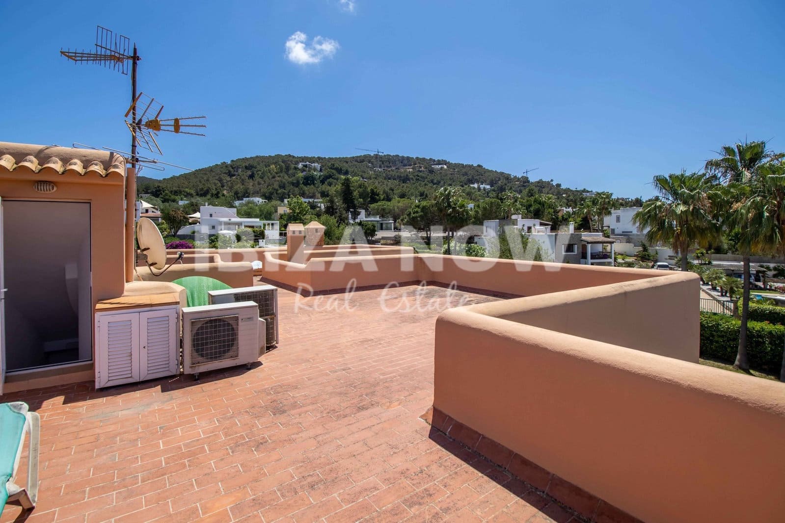 7 bedroom Villa for sale in Ibiza / Eivissa town with pool garage - € 3,960,000 (Ref: 9467743)