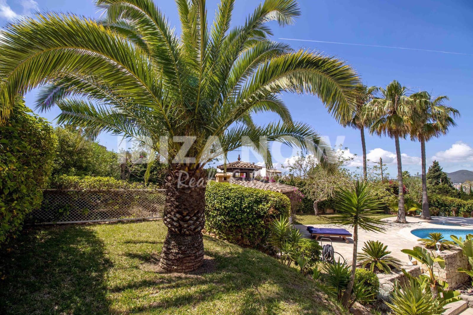 7 bedroom Villa for sale in Ibiza / Eivissa town with pool garage - € 3,960,000 (Ref: 9467743)