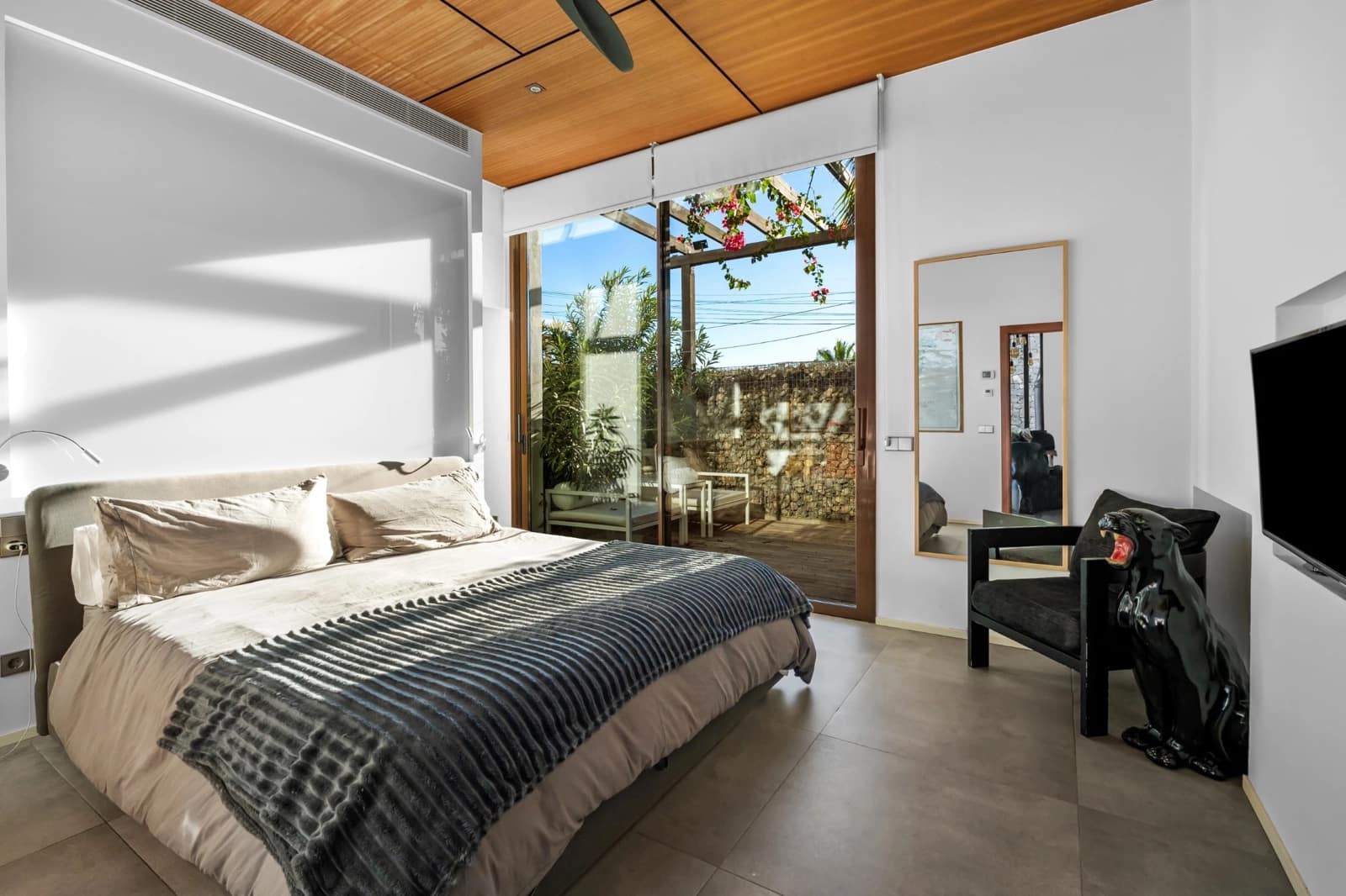 3 bedroom Apartment for sale in San Jose / Sant Josep de Sa Talaia with pool garage - € 1,149,000 (Ref: 9496647)