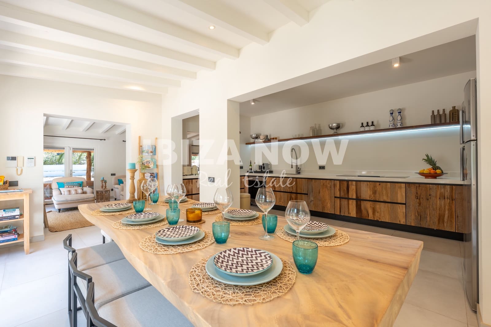 5 soverom Villa til salgs i Porroig med svømmebasseng garasje - € 3 500 000 (Ref: 9564023)