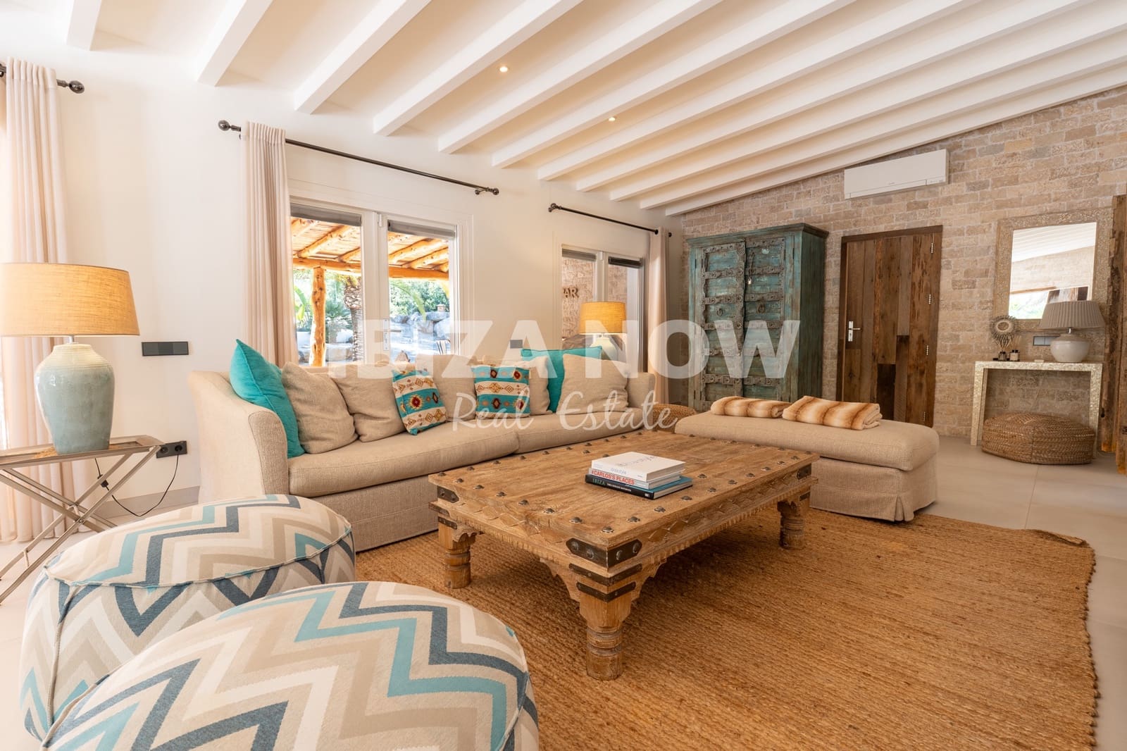 5 soverom Villa til salgs i Porroig med svømmebasseng garasje - € 3 500 000 (Ref: 9564023)