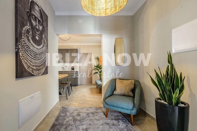 4 makuuhuone Huoneisto myytävänä paikassa Ibiza kaupunki - 620 000 € (Ref: 9600037)