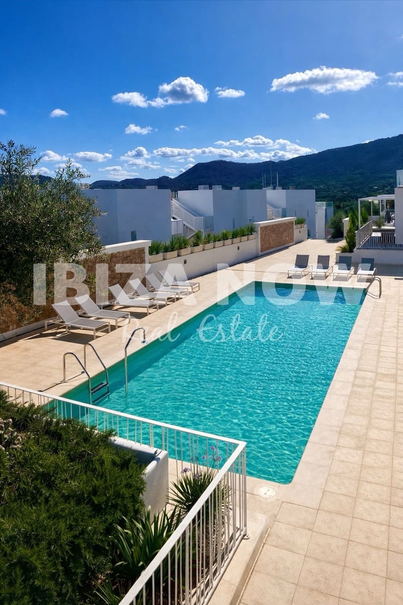 2 bedroom Apartment for sale in San Jose / Sant Josep de Sa Talaia with pool garage - € 695,000 (Ref: 9779175)