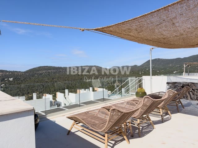 2 makuuhuone Huoneisto myytävänä paikassa San Jose / Sant Josep de Sa Talaia mukana uima-altaan 
autotalli - 695 000 € (Ref: 9779175)