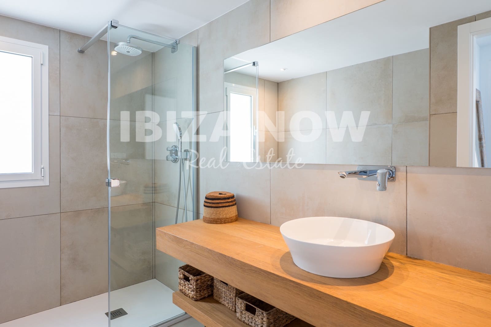 3 sypialnia Apartament na sprzedaż w San Jose / Sant Josep de Sa Talaia z basenem garażem - 1 395 000 € (Ref: 9829917)