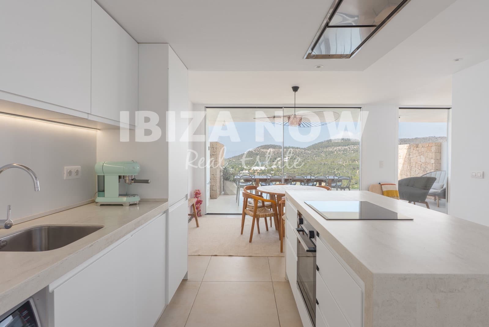 3 bedroom Apartment for sale in San Jose / Sant Josep de Sa Talaia with pool garage - € 1,395,000 (Ref: 9829917)