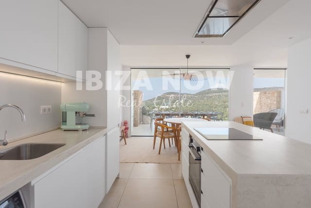 3 bedroom Apartment for sale in San Jose / Sant Josep de Sa Talaia with pool garage - € 1,395,000 (Ref: 9829917)