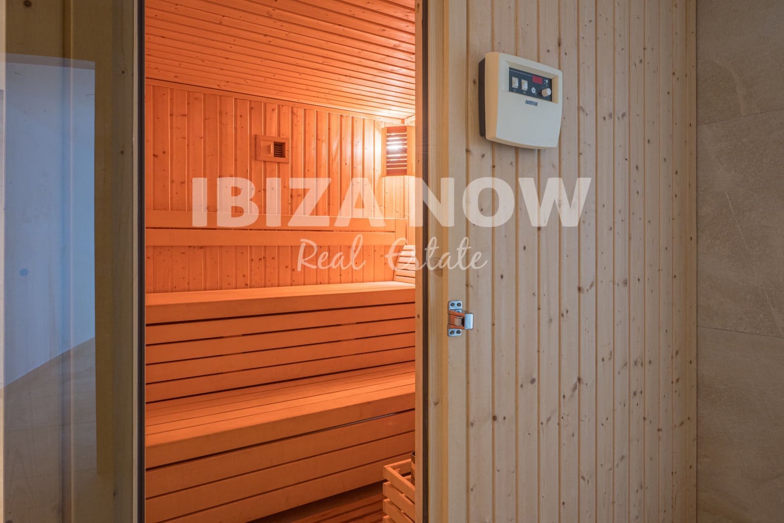3 bedroom Apartment for sale in San Jose / Sant Josep de Sa Talaia with pool garage - € 1,395,000 (Ref: 9829917)