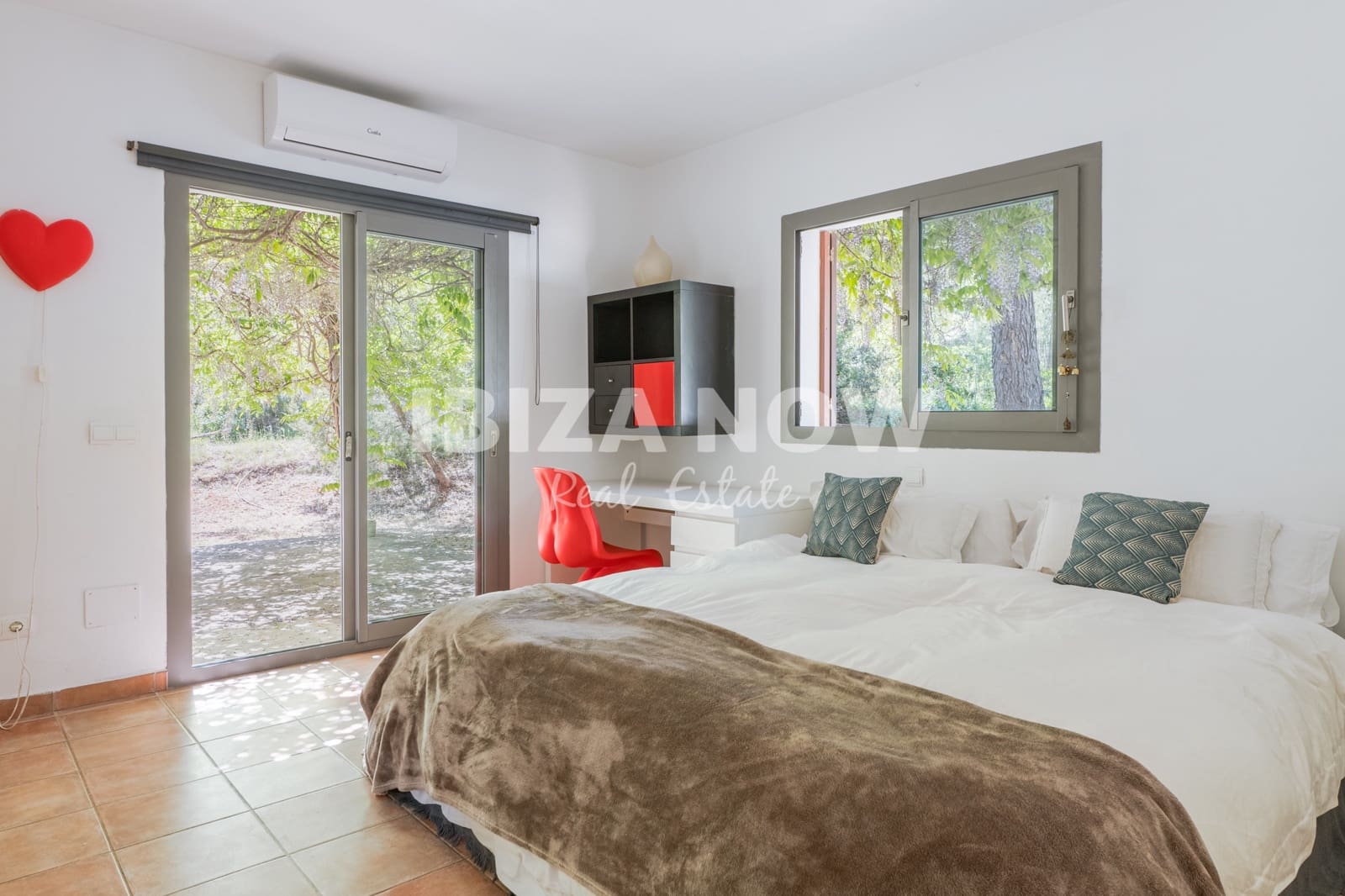 4 sovrum Finca/Hus på landet till salu i Santa Gertrudis de Fruitera med pool garage - 2 750 000 € (Ref: 9994690)