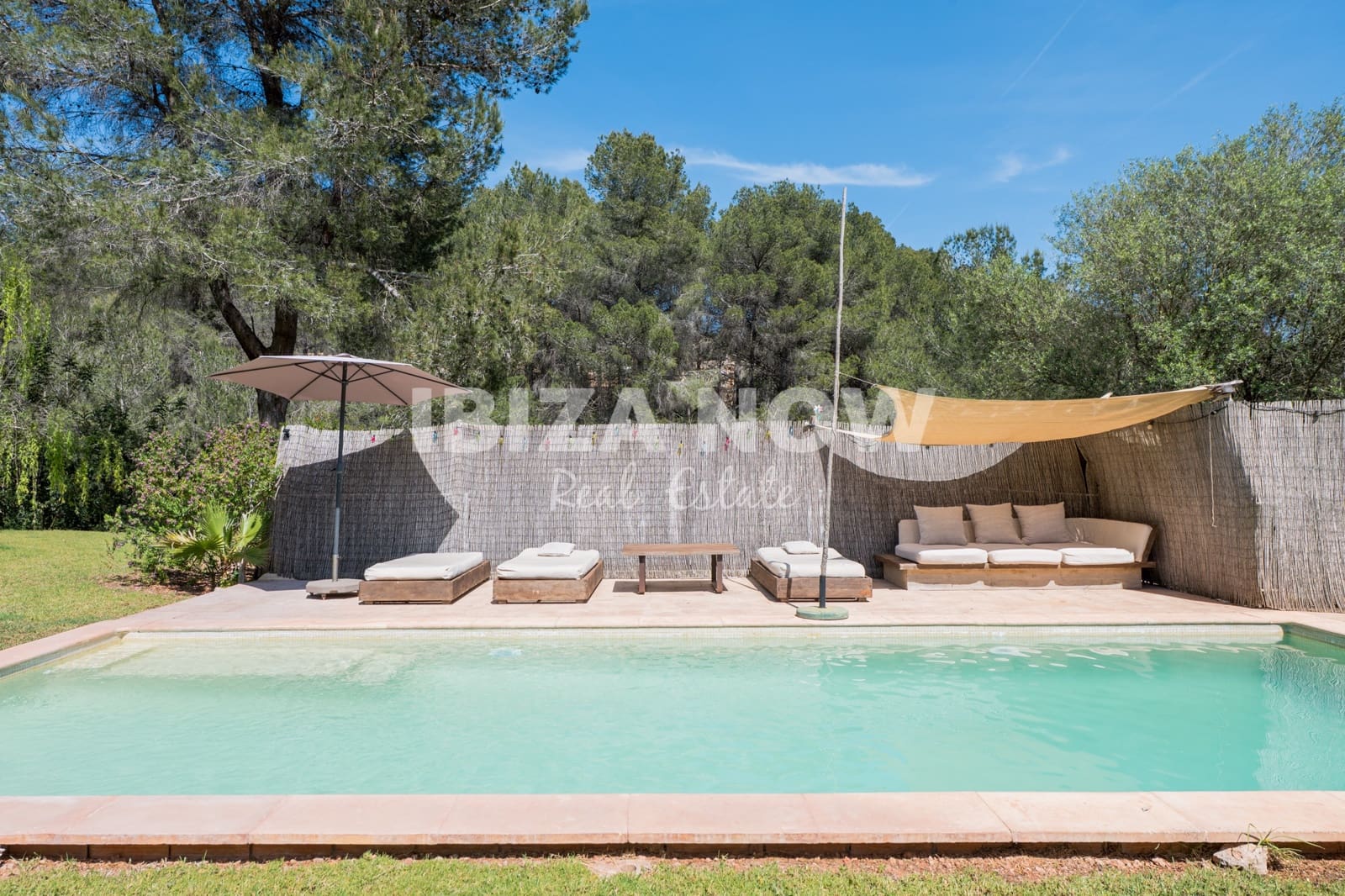 4 sovrum Finca/Hus på landet till salu i Santa Gertrudis de Fruitera med pool garage - 2 750 000 € (Ref: 9994690)