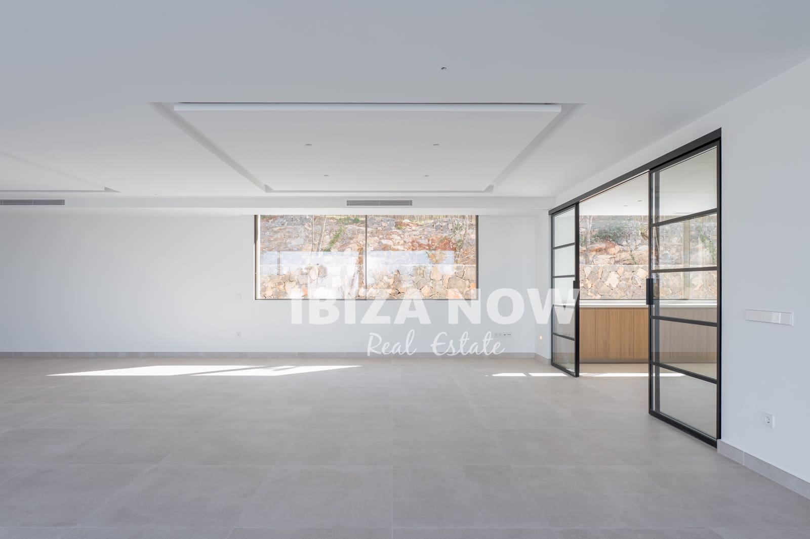 4 slaapkamer Villa te koop in Nuestra Senora de Jesus met zwembad garage - € 5.650.000 (Ref: 9996075)