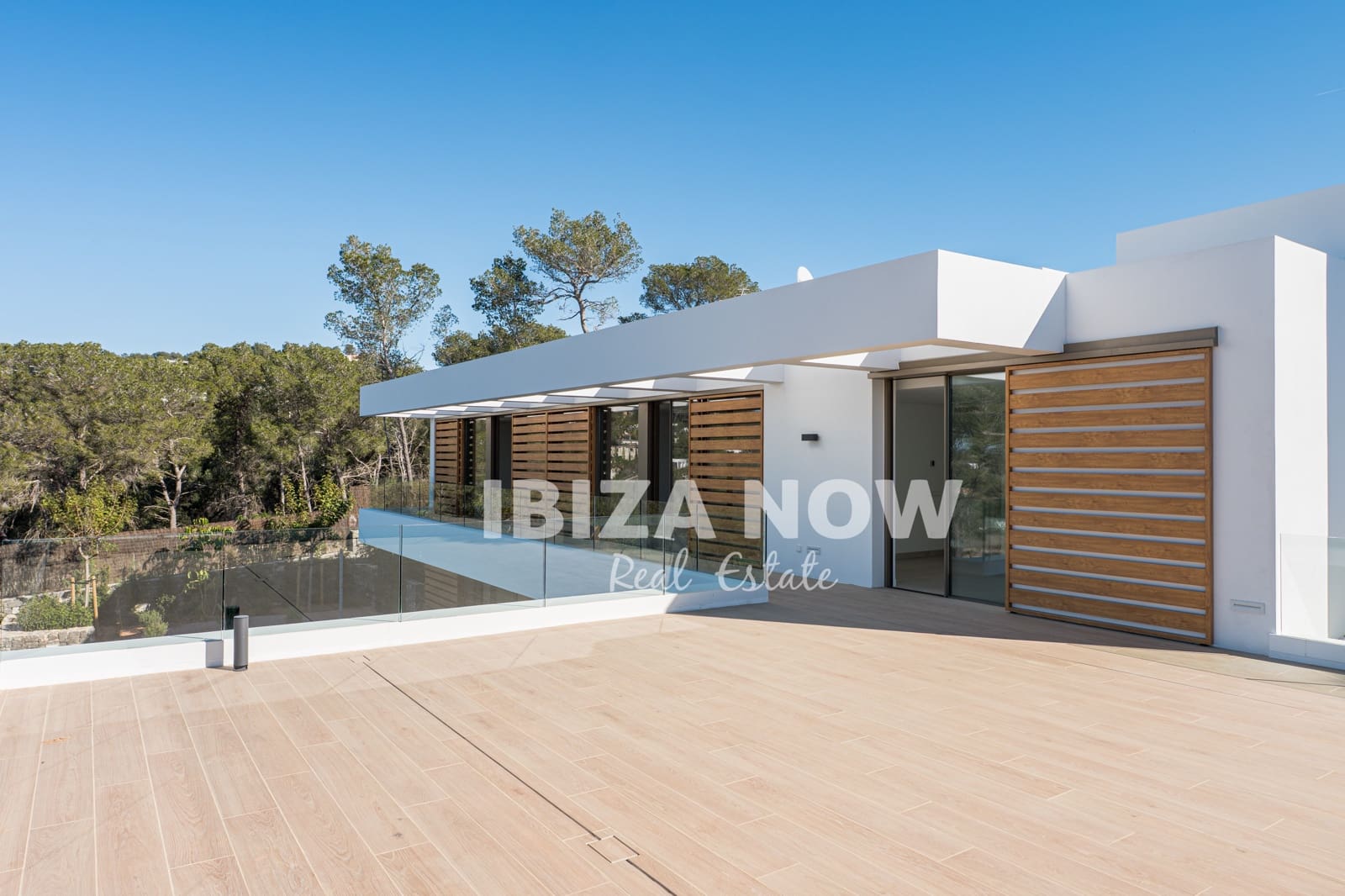 4 slaapkamer Villa te koop in Nuestra Senora de Jesus met zwembad garage - € 5.650.000 (Ref: 9996075)