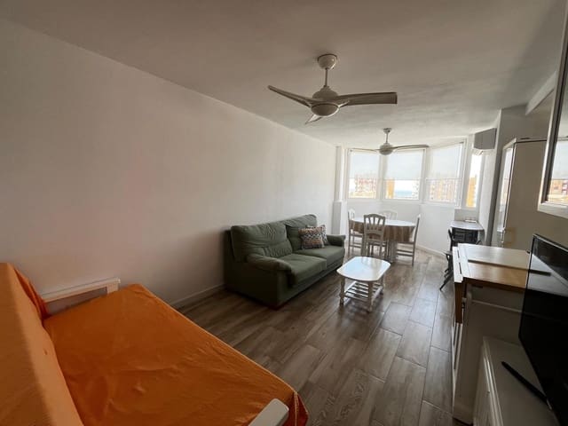 Piso de 2 habitaciones en La Manga del Mar Menor en venta con piscina garaje - 189.000 € (Ref: 10017526)