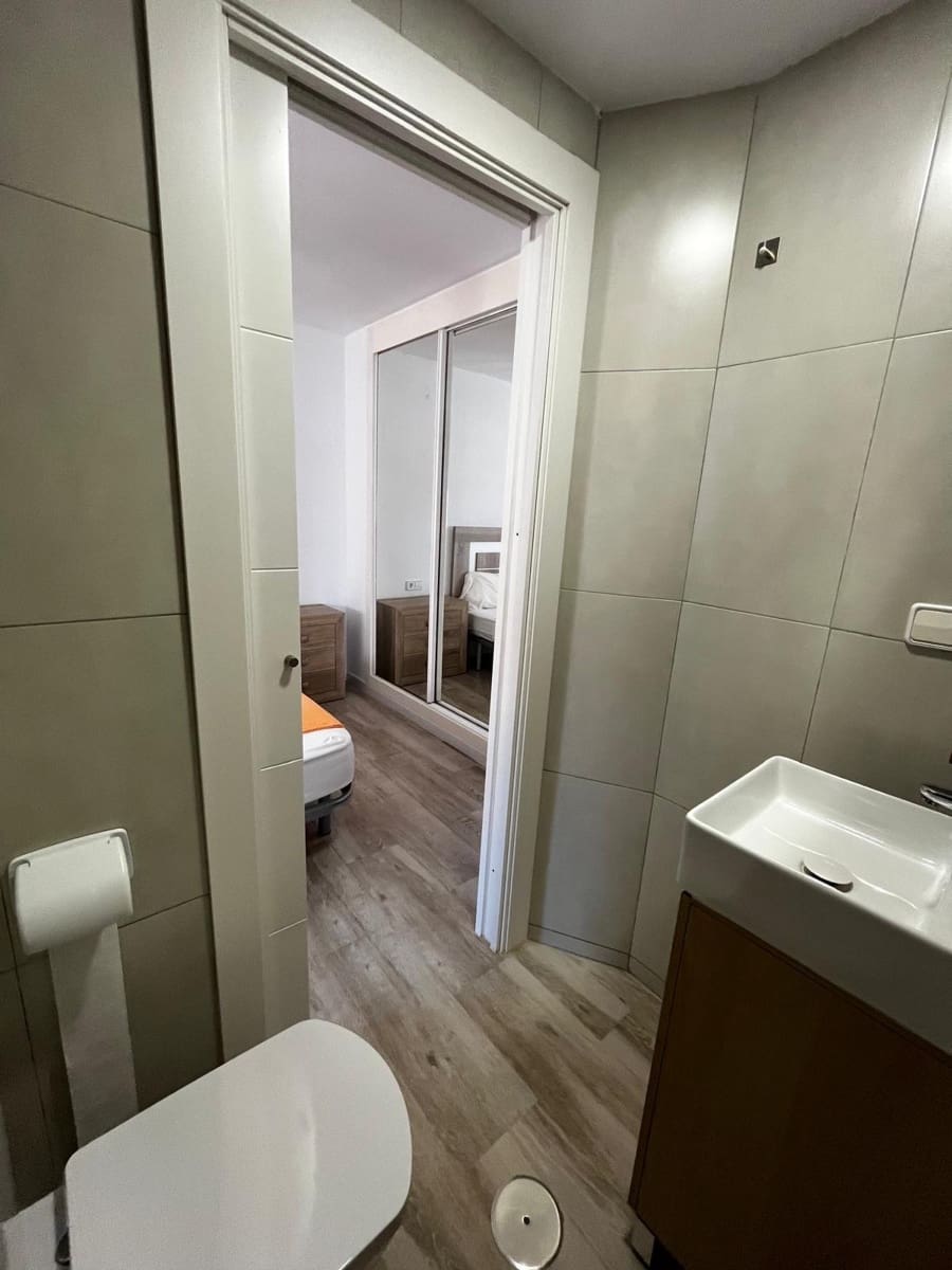 Piso de 2 habitaciones en La Manga del Mar Menor en venta con piscina garaje - 189.000 € (Ref: 10017526)