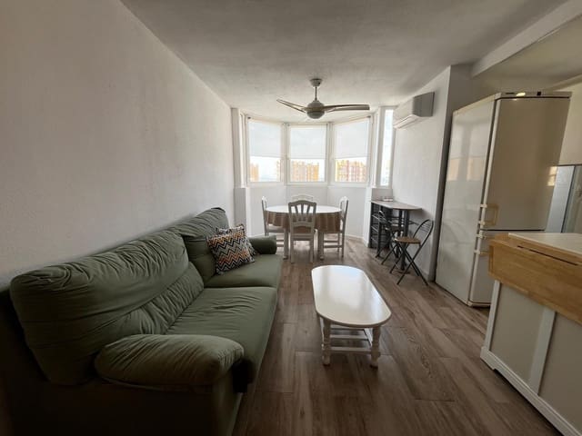 Piso de 2 habitaciones en La Manga del Mar Menor en venta con piscina garaje - 189.000 € (Ref: 10017526)