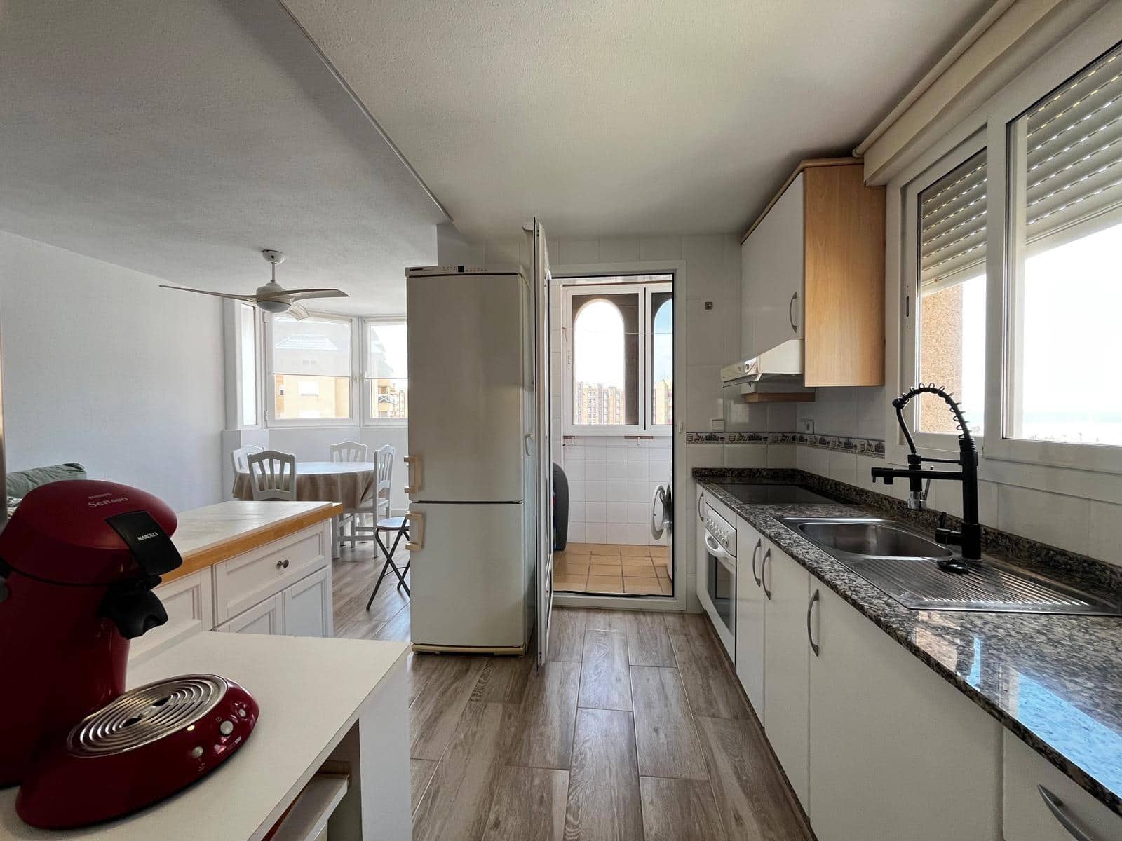 Piso de 2 habitaciones en La Manga del Mar Menor en venta con piscina garaje - 189.000 € (Ref: 10017526)
