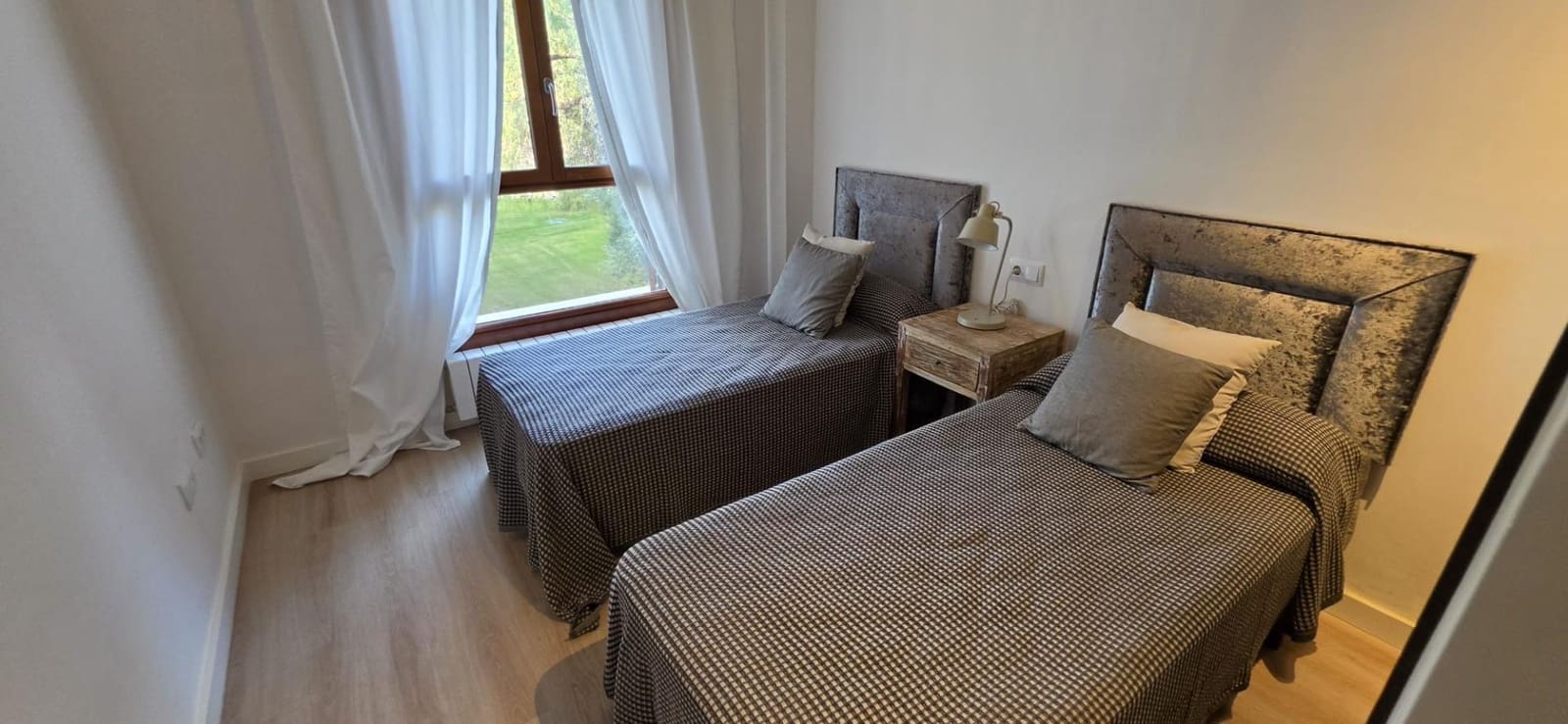 2 makuuhuone Huoneisto myytävänä paikassa El Valle Golf Resort mukana uima-altaan - 209 900 € (Ref: 10047329)