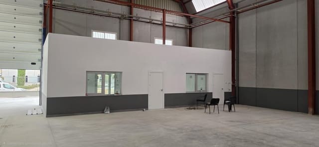 2 bedroom Business for rent in Alcantarilla - € 4,500 (Ref: 10109691)