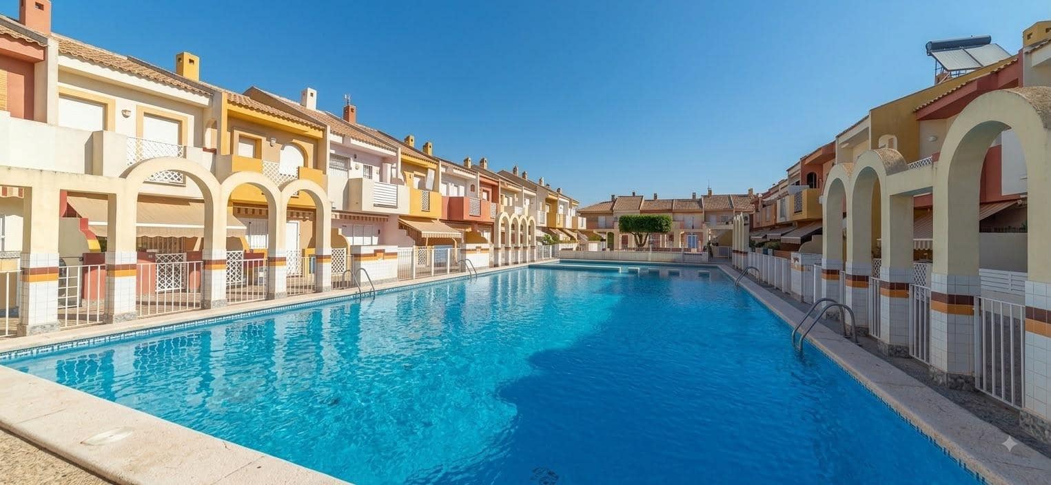Apartamento de 3 habitaciones en Santiago de la Ribera en venta con piscina garaje - 224.000 € (Ref: 10157921)