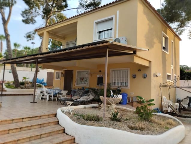 3 soveværelse Villa til salg i Pinar de Campoverde, Pilar de la Horadada med garage - € 345.000 (Ref: 10159695)