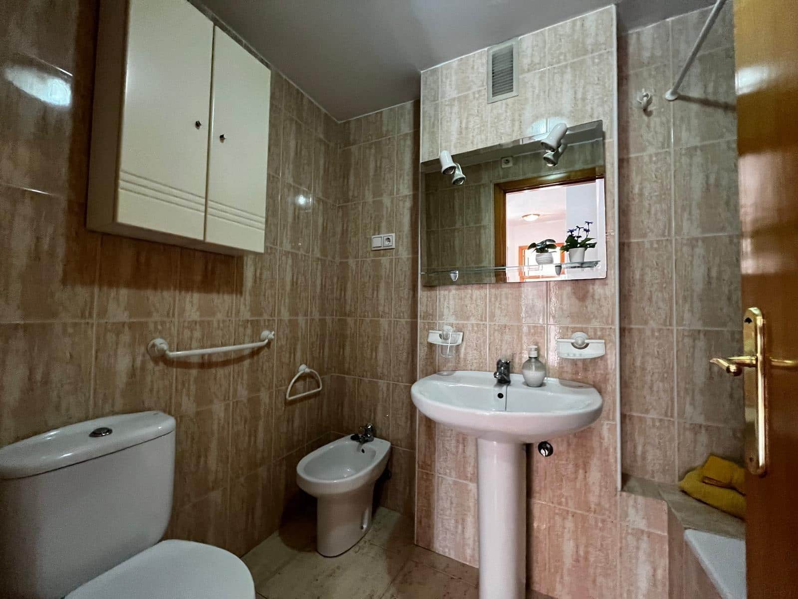 Piso de 3 habitaciones en La Alberca en venta - 198.000 € (Ref: 10177170)