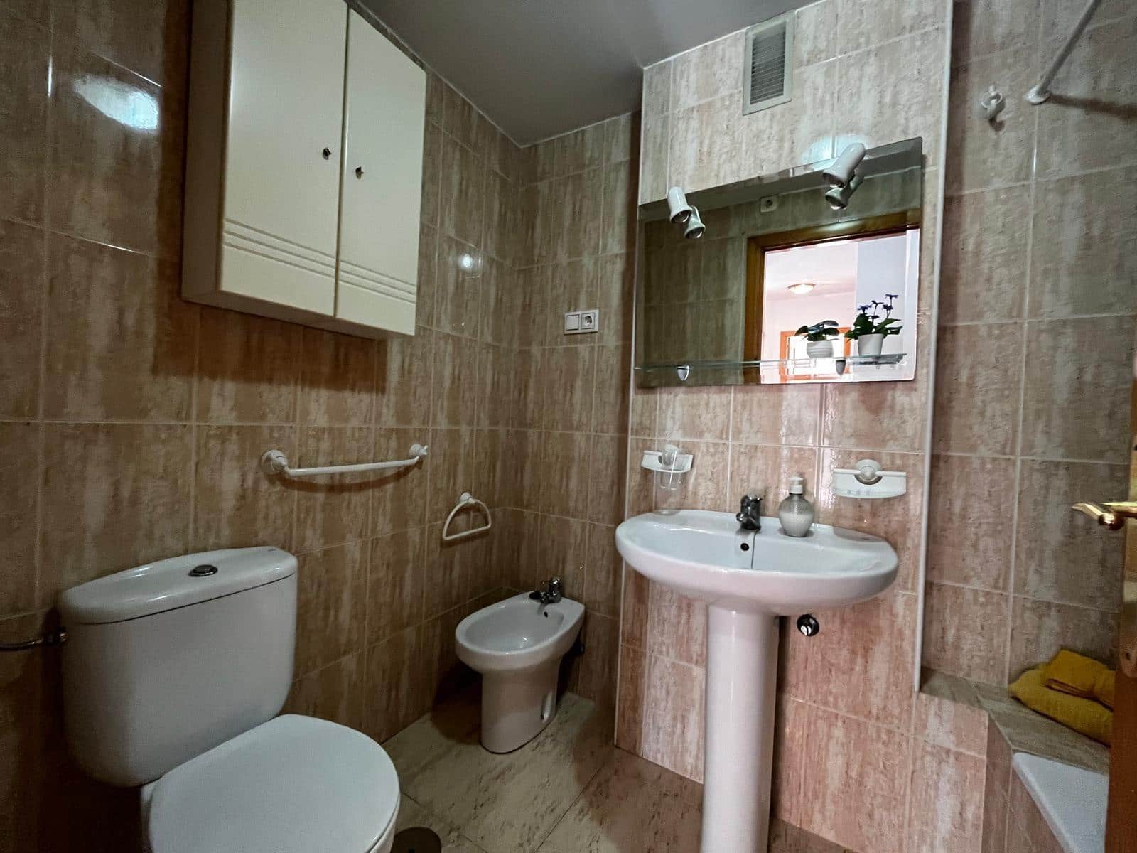 Piso de 3 habitaciones en La Alberca en venta - 198.000 € (Ref: 10177170)