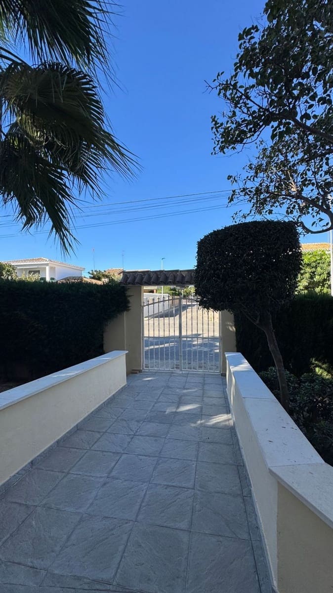 3 bedroom Flat for sale in Santiago de la Ribera with pool garage - € 225,000 (Ref: 9747853)