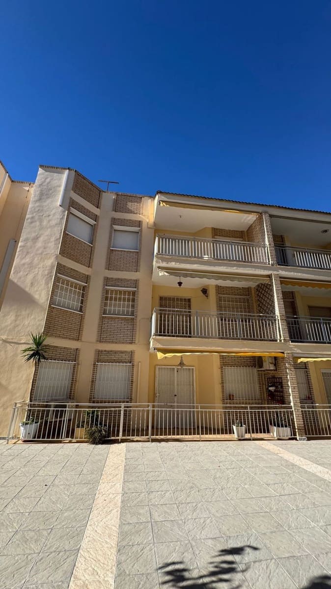3 bedroom Flat for sale in Santiago de la Ribera with pool garage - € 225,000 (Ref: 9747853)