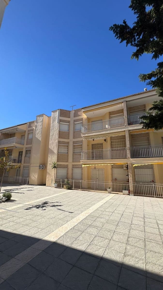 3 bedroom Flat for sale in Santiago de la Ribera with pool garage - € 225,000 (Ref: 9747853)