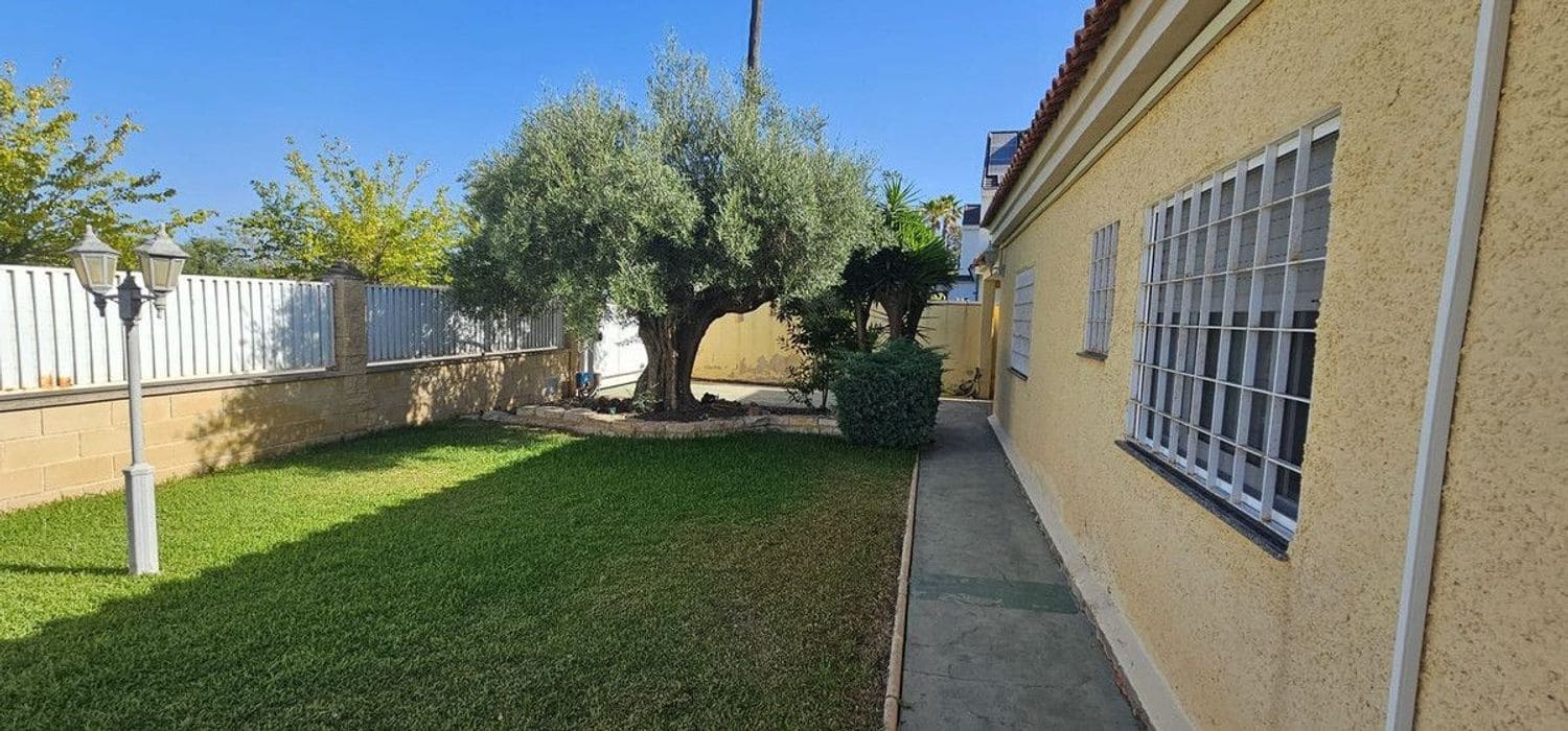 5 makuuhuone Huvila myytävänä paikassa Campoamor - 779 000 € (Ref: 9747861)