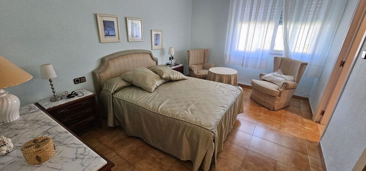 5 bedroom Villa for sale in Campoamor with pool - € 739,000 (Ref: 9747861)