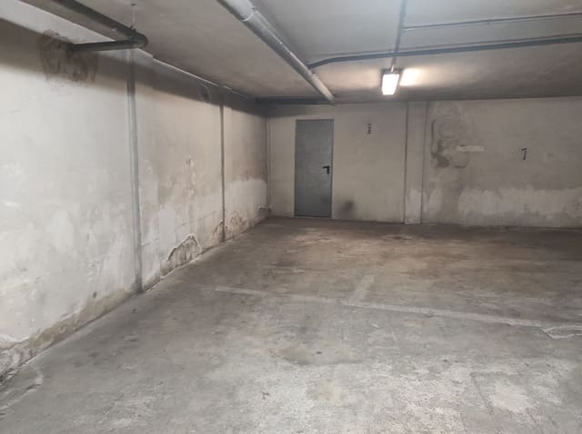 Garage til salg i Murcia by - € 26.500 (Ref: 9747863)