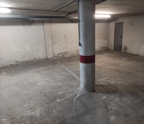 Garage til salg i Murcia by - € 26.500 (Ref: 9747863)