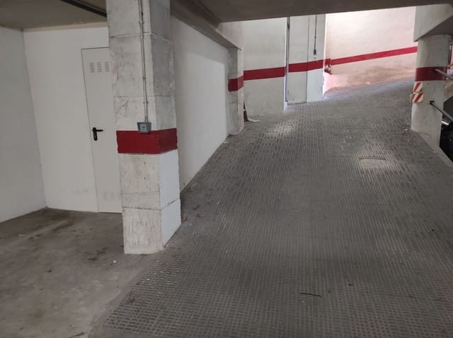 Garage til salg i Murcia by - € 26.500 (Ref: 9747863)