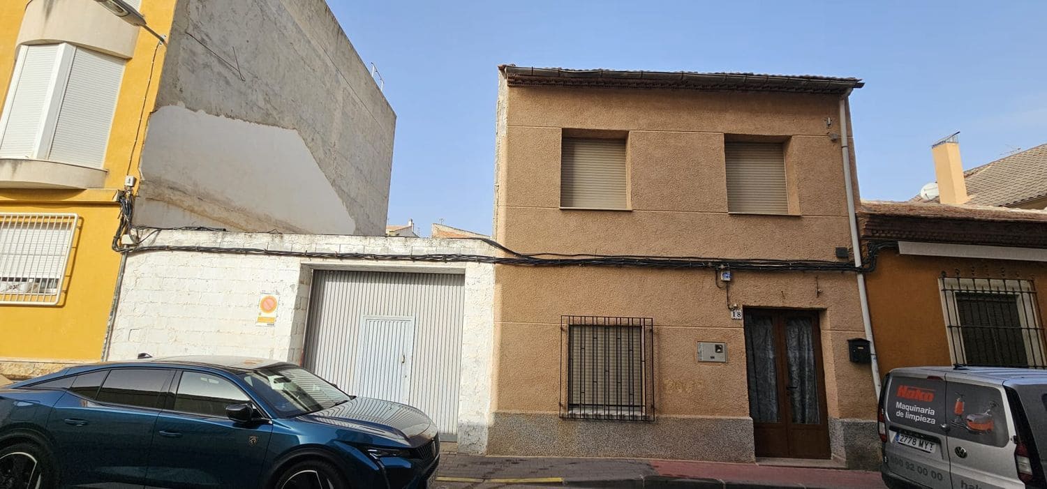 4 slaapkamer Villa te koop in Santo Angel - € 210.000 (Ref: 9751956)