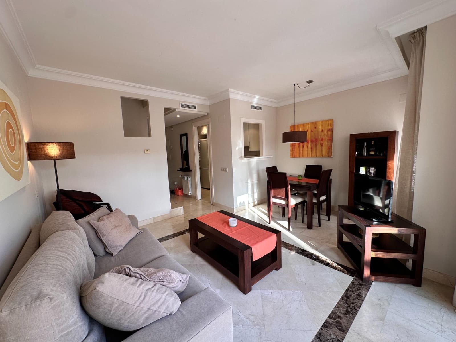 2 slaapkamer Rijtjeshuis te koop in Roda met garage - € 208.000 (Ref: 9807925)