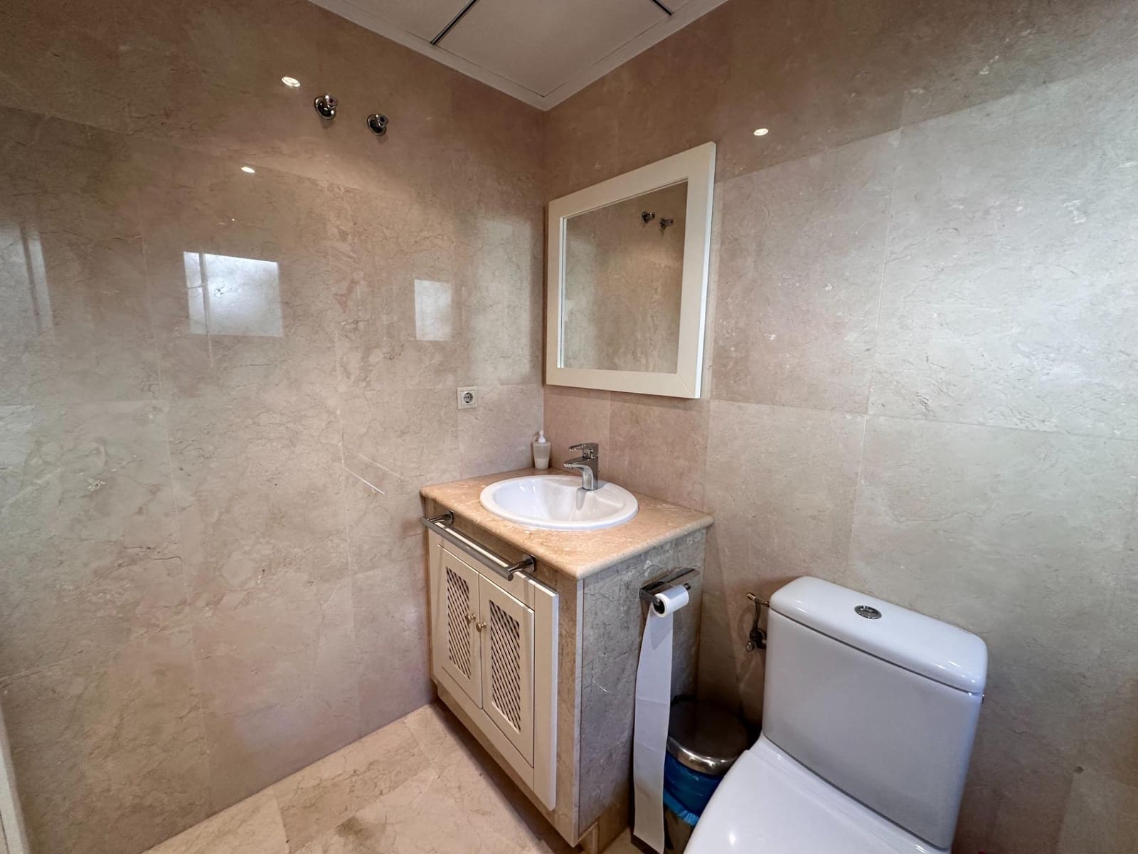 2 slaapkamer Rijtjeshuis te koop in Roda met garage - € 208.000 (Ref: 9807925)