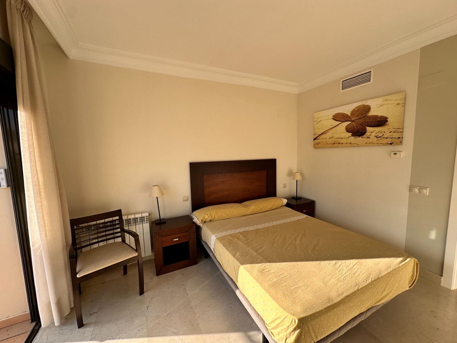 2 slaapkamer Rijtjeshuis te koop in Roda met garage - € 208.000 (Ref: 9807925)