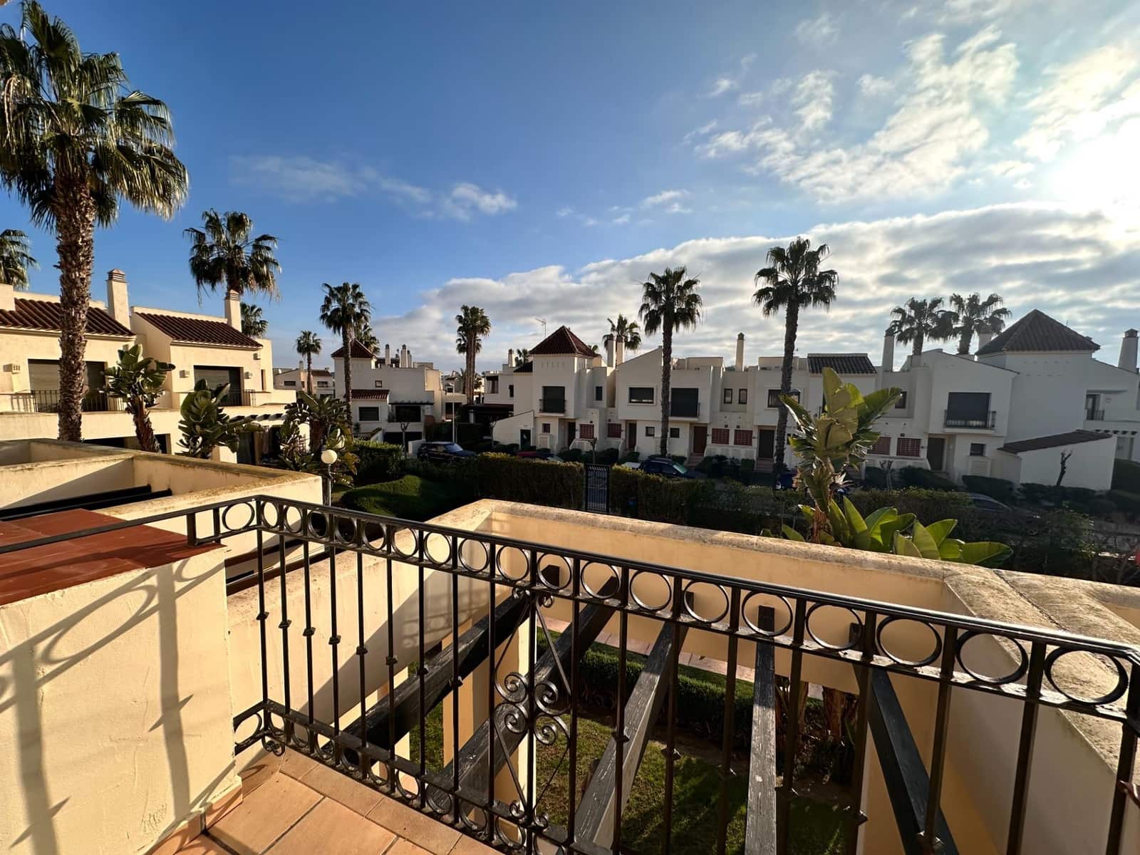 2 slaapkamer Rijtjeshuis te koop in Roda met garage - € 208.000 (Ref: 9807925)