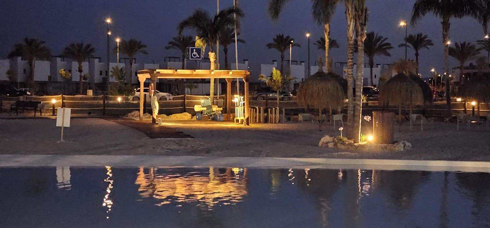 3 bedroom Villa for sale in Los Alcazares with pool - € 1,249,000 (Ref: 9876373)