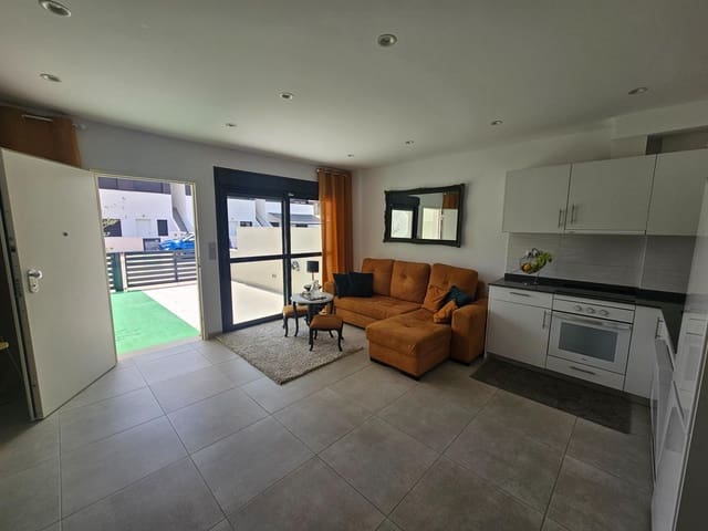 2 bedroom Bungalow for sale in San Pedro del Pinatar with pool - € 238,000 (Ref: 9896296)