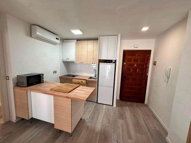 1 sovrum Lägenhet till salu i La Manga del Mar Menor - 126 000 € (Ref: 9896297)